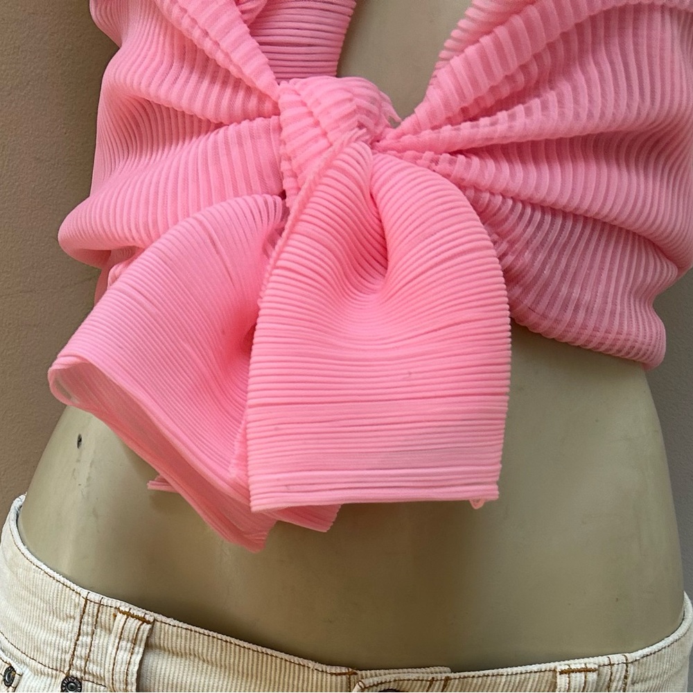 Pink halter top - Picture 3 of 3